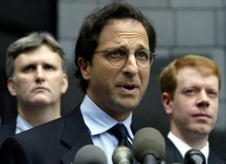 CAZA DE BRUJAS: Fiscal de Mueller dice que Trump podría enfrentar cargos después de los indultos